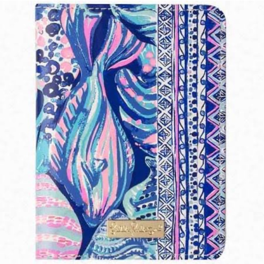 Lilly Pulitzer passport holder cute vacation travel
